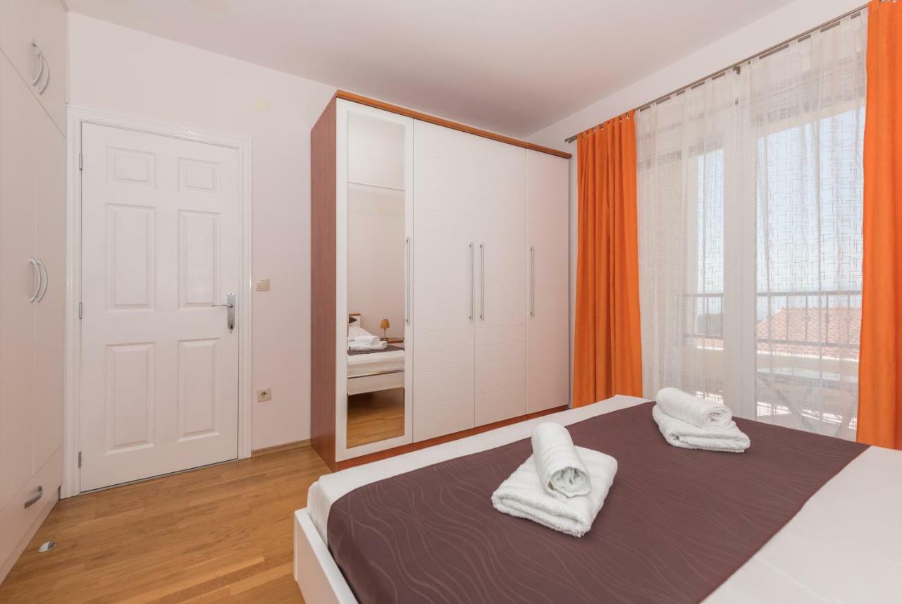 Apartments Naja Makarska Exterior foto